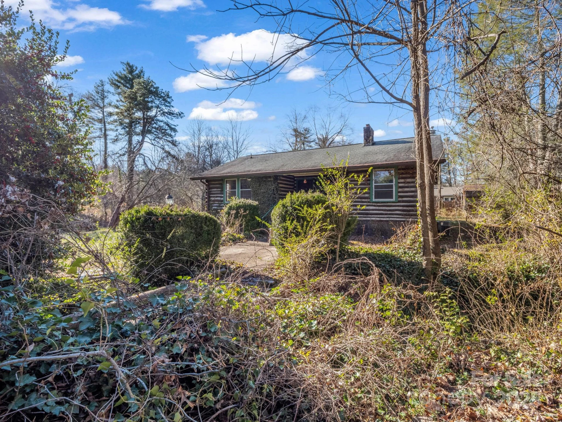 541 Broadway Street - Photo 3