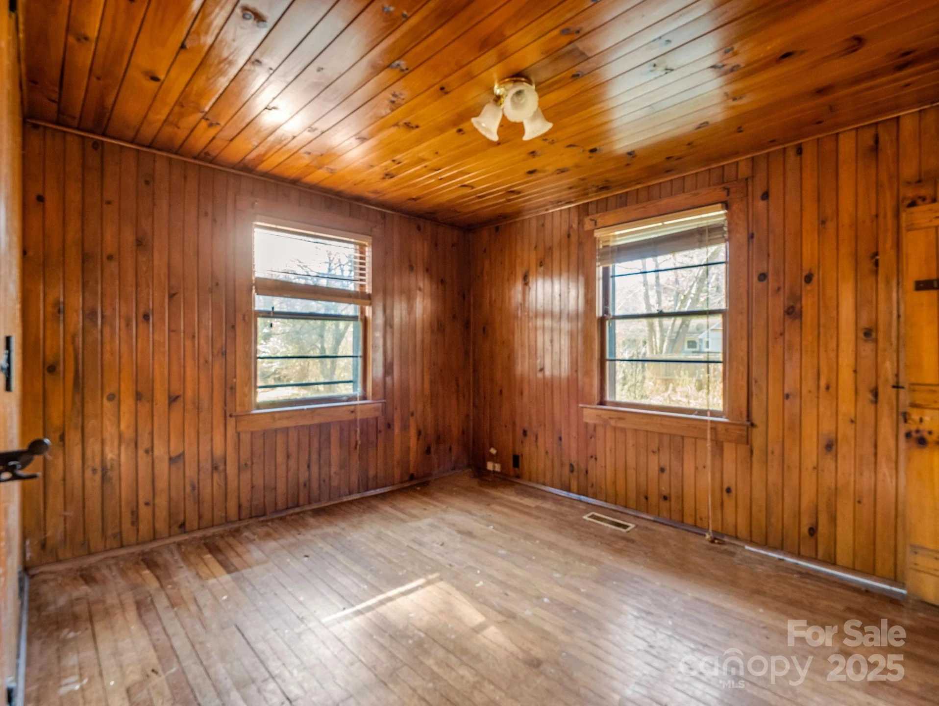 541 Broadway Street - Photo 29
