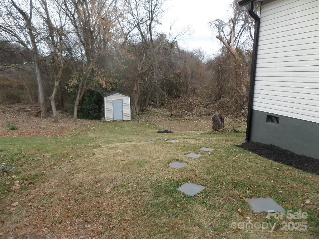 3216 Lasalle Street - Photo 16