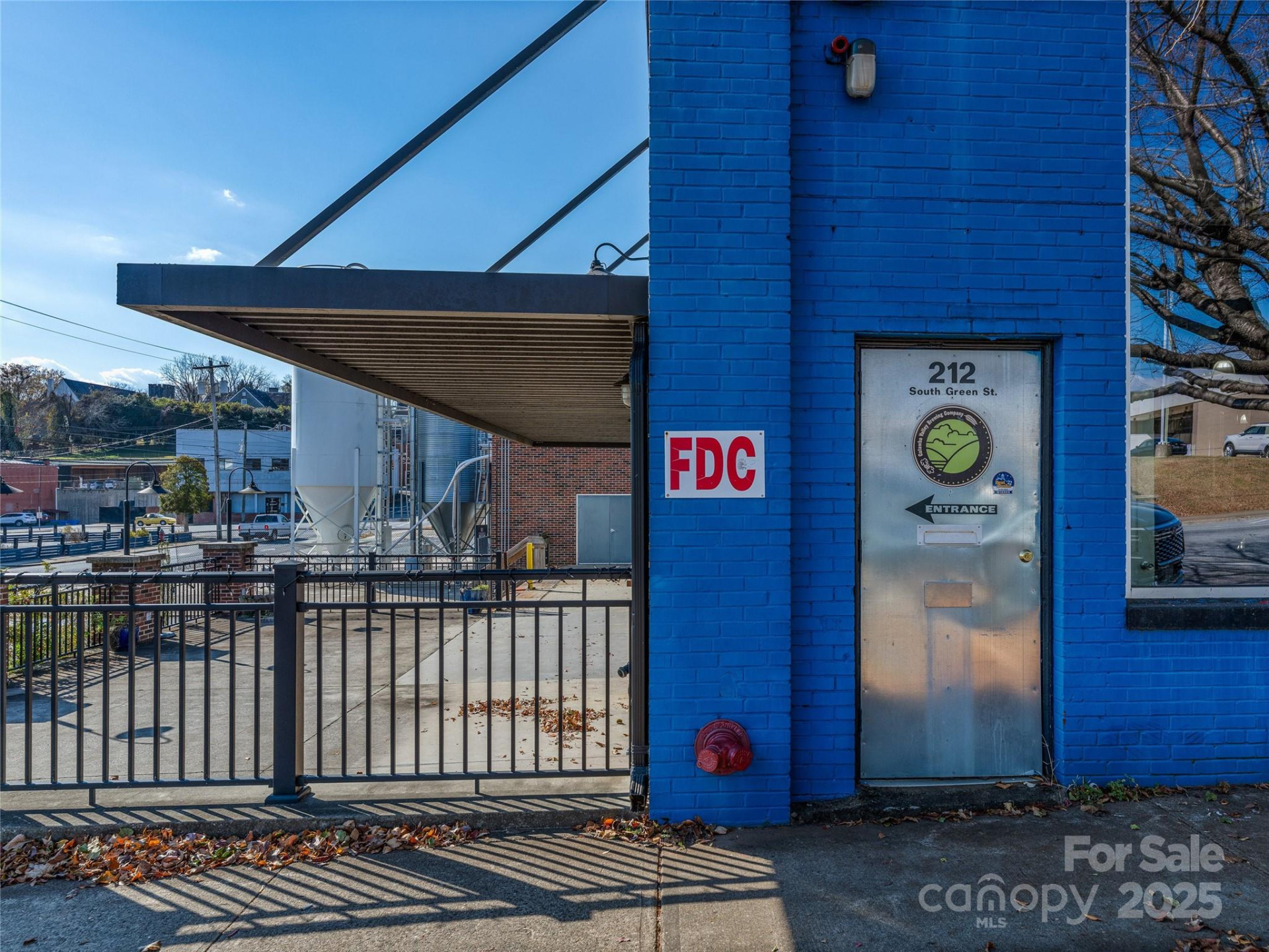 212 Green Street - Photo 11