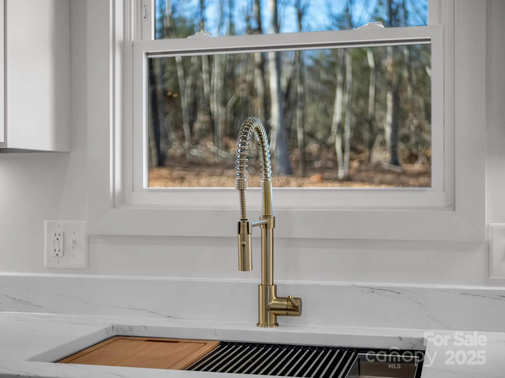 135 Hilltop Street - Photo 16