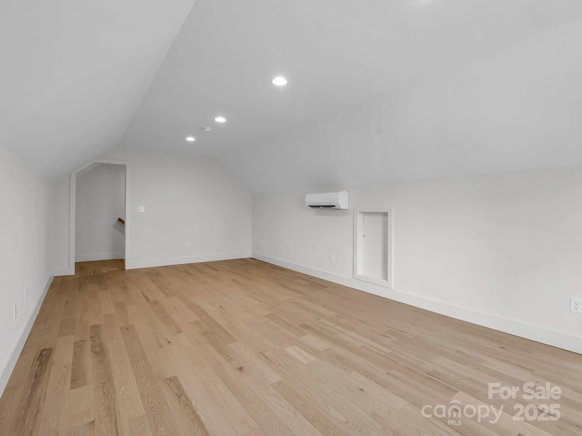 135 Hilltop Street - Photo 33