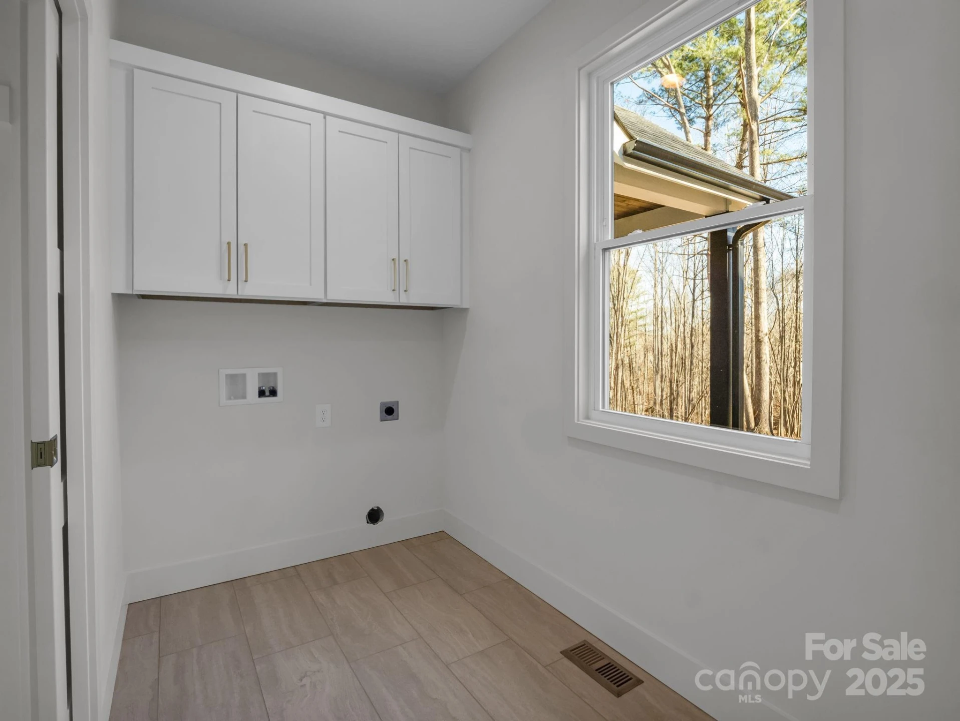 135 Hilltop Street - Photo 34