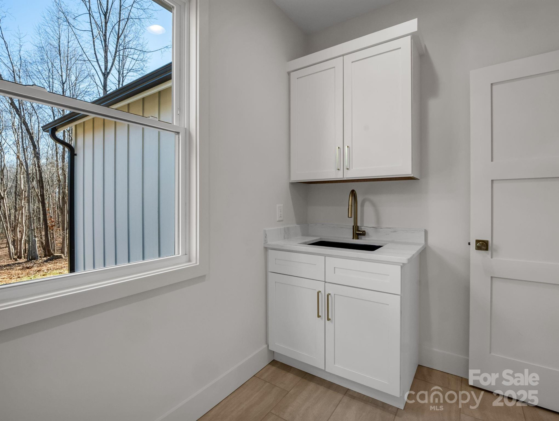 135 Hilltop Street - Photo 35