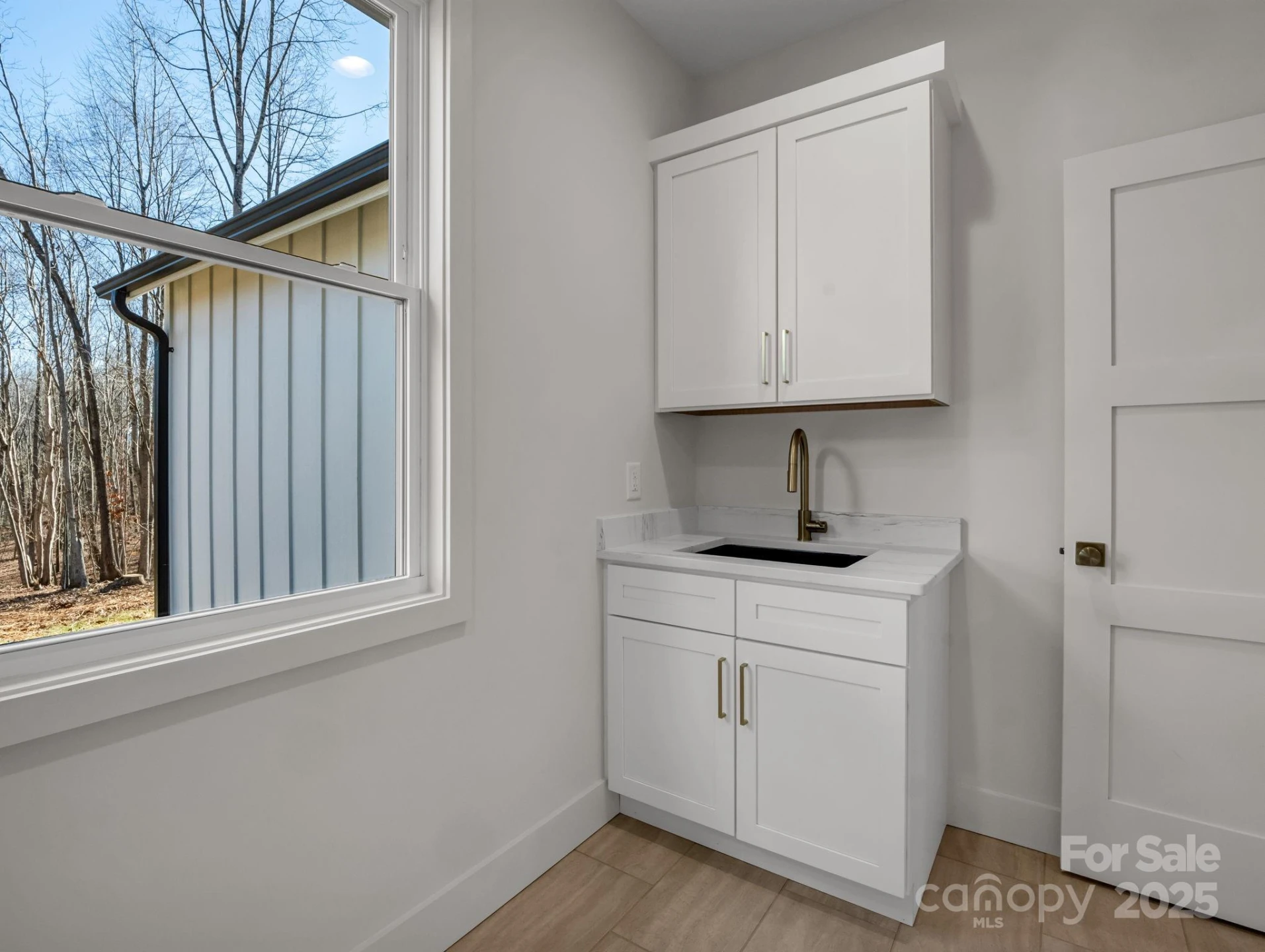 135 Hilltop Street - Photo 35