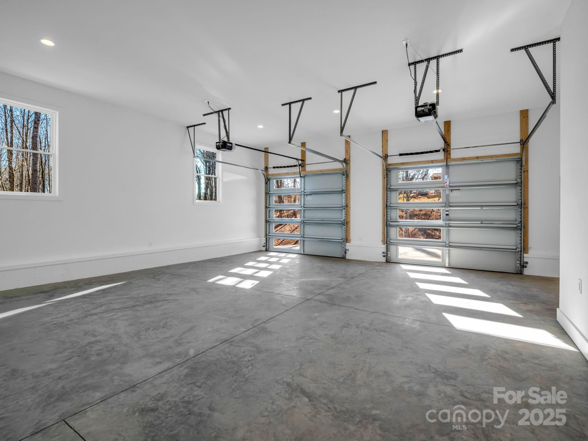 135 Hilltop Street - Photo 39