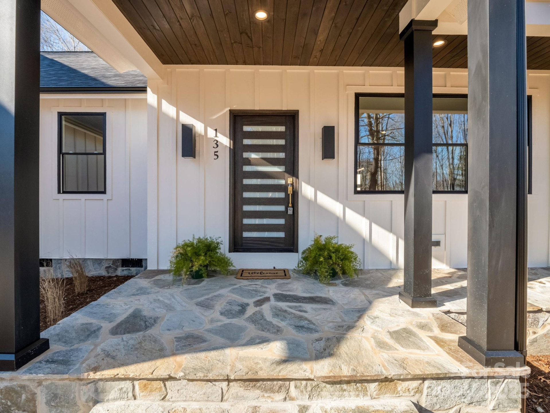135 Hilltop Street - Photo 5