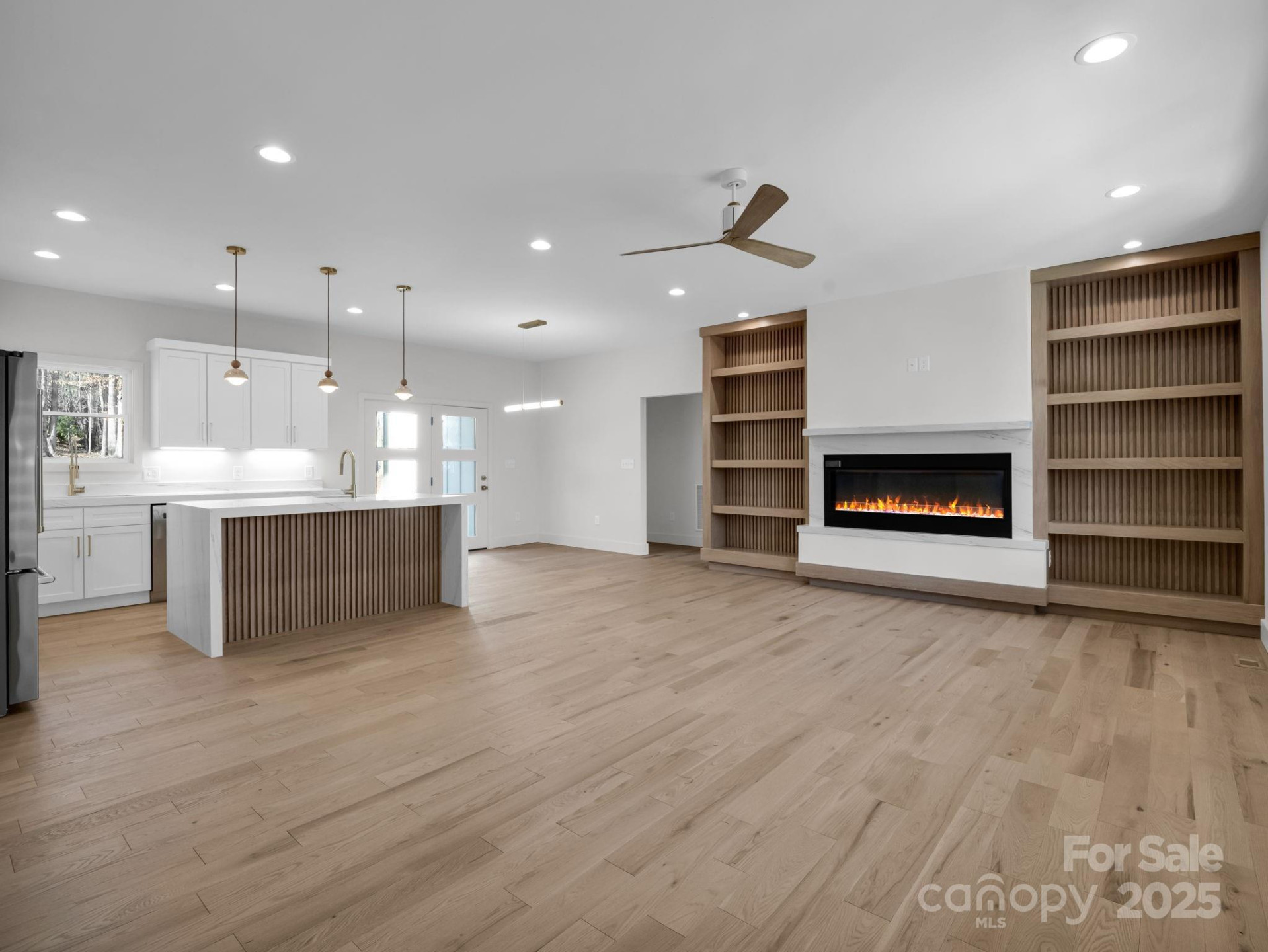 135 Hilltop Street - Photo 9