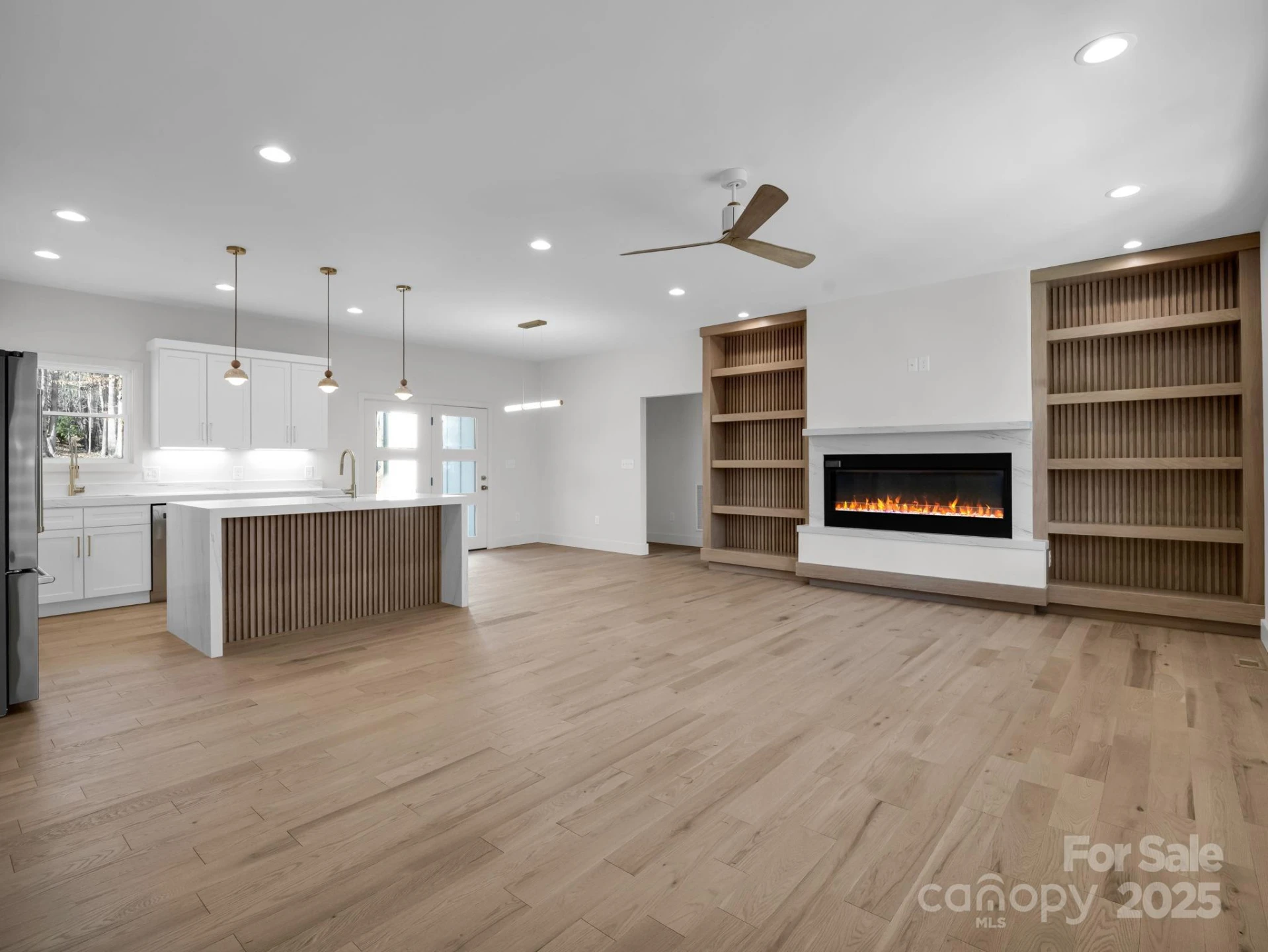 135 Hilltop Street - Photo 9