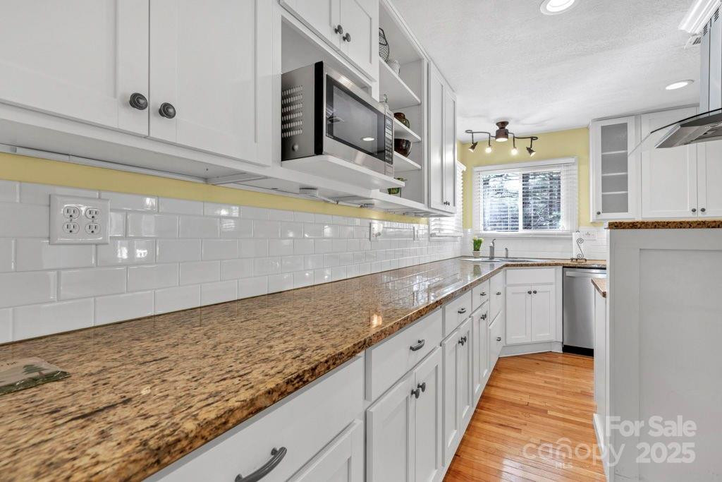 307 Minnie Lane - Photo 14