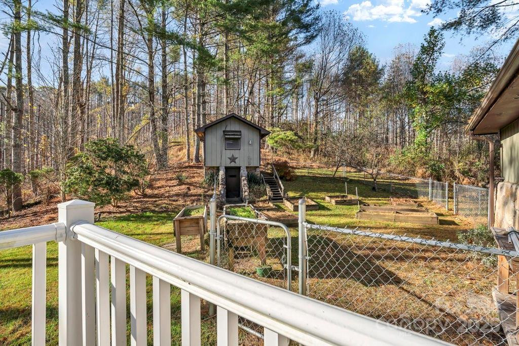307 Minnie Lane - Photo 31