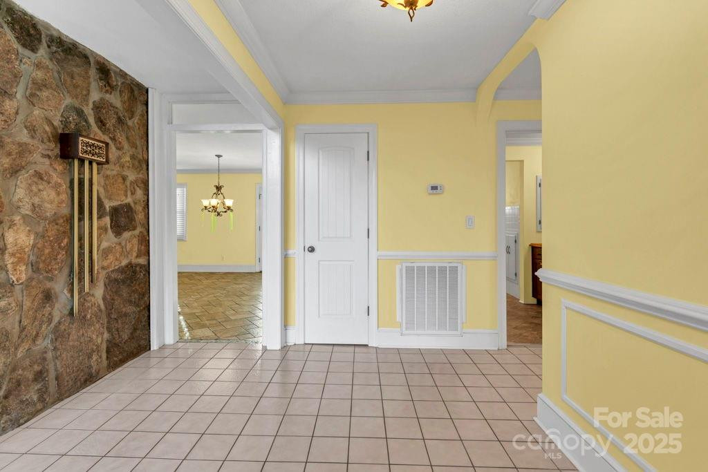 307 Minnie Lane - Photo 6