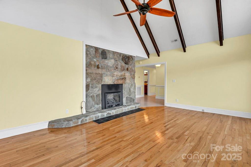 307 Minnie Lane - Photo 9