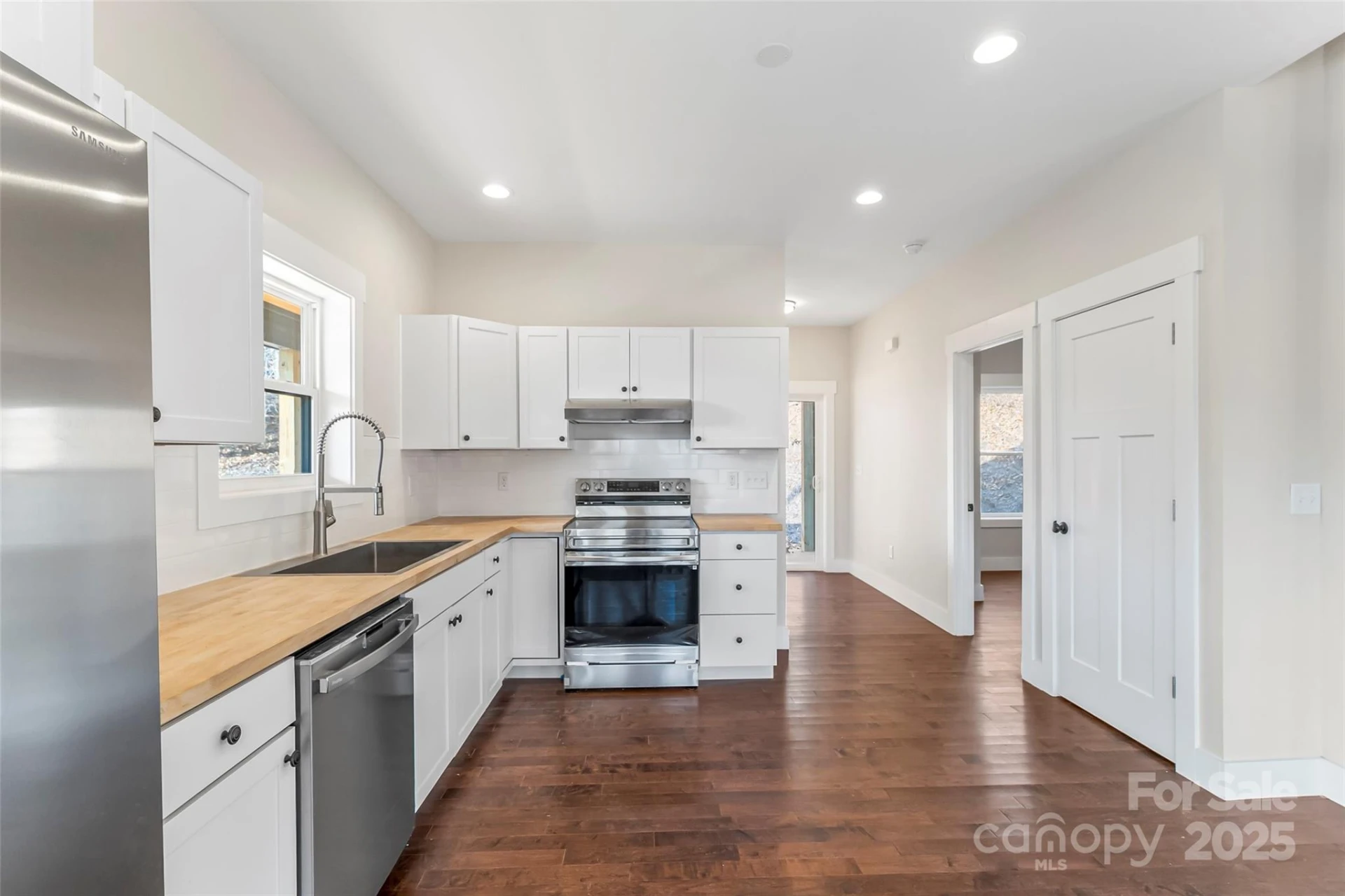 457 Blue Ridge Drive - Photo 7