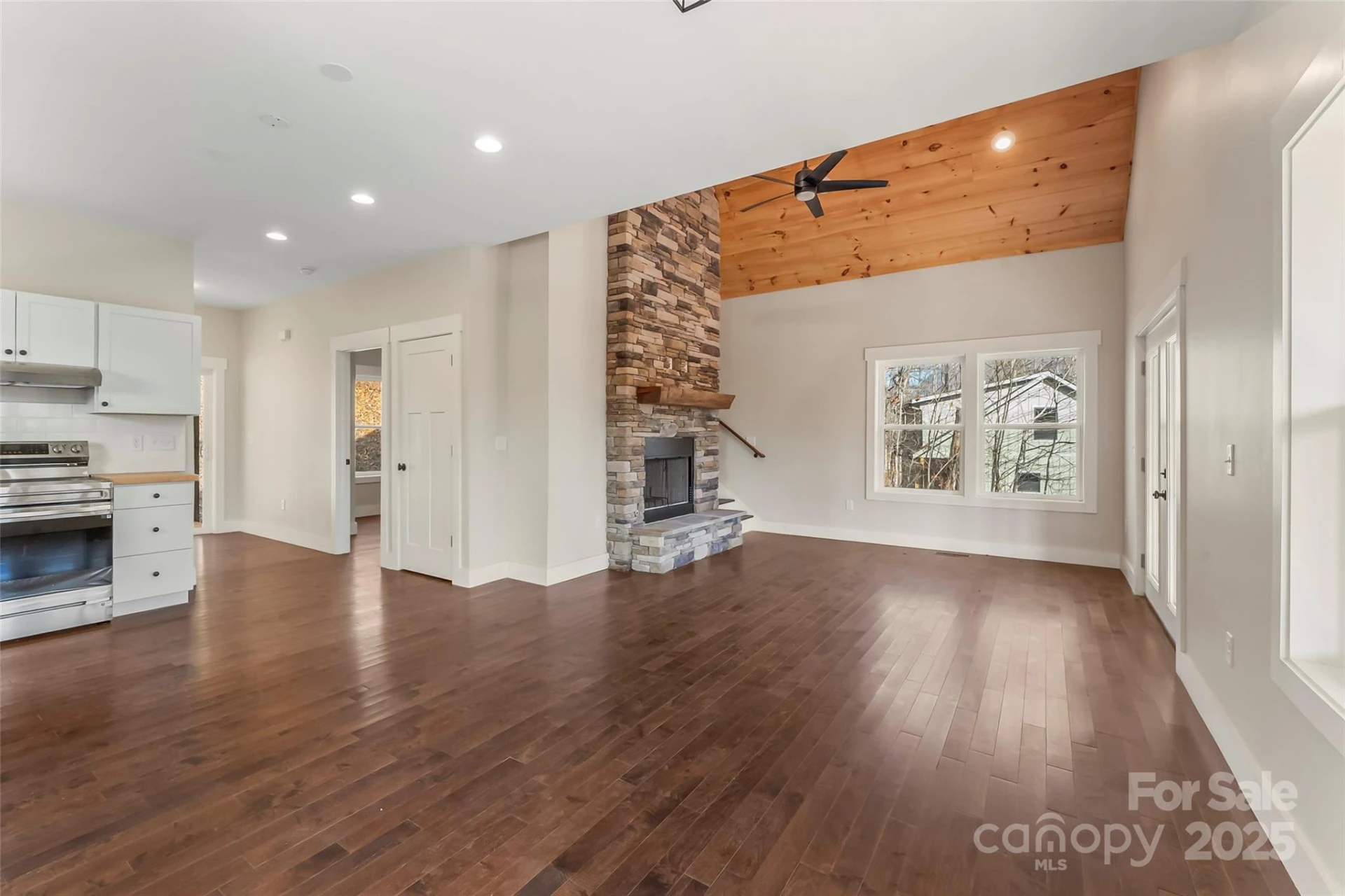 457 Blue Ridge Drive - Photo 9