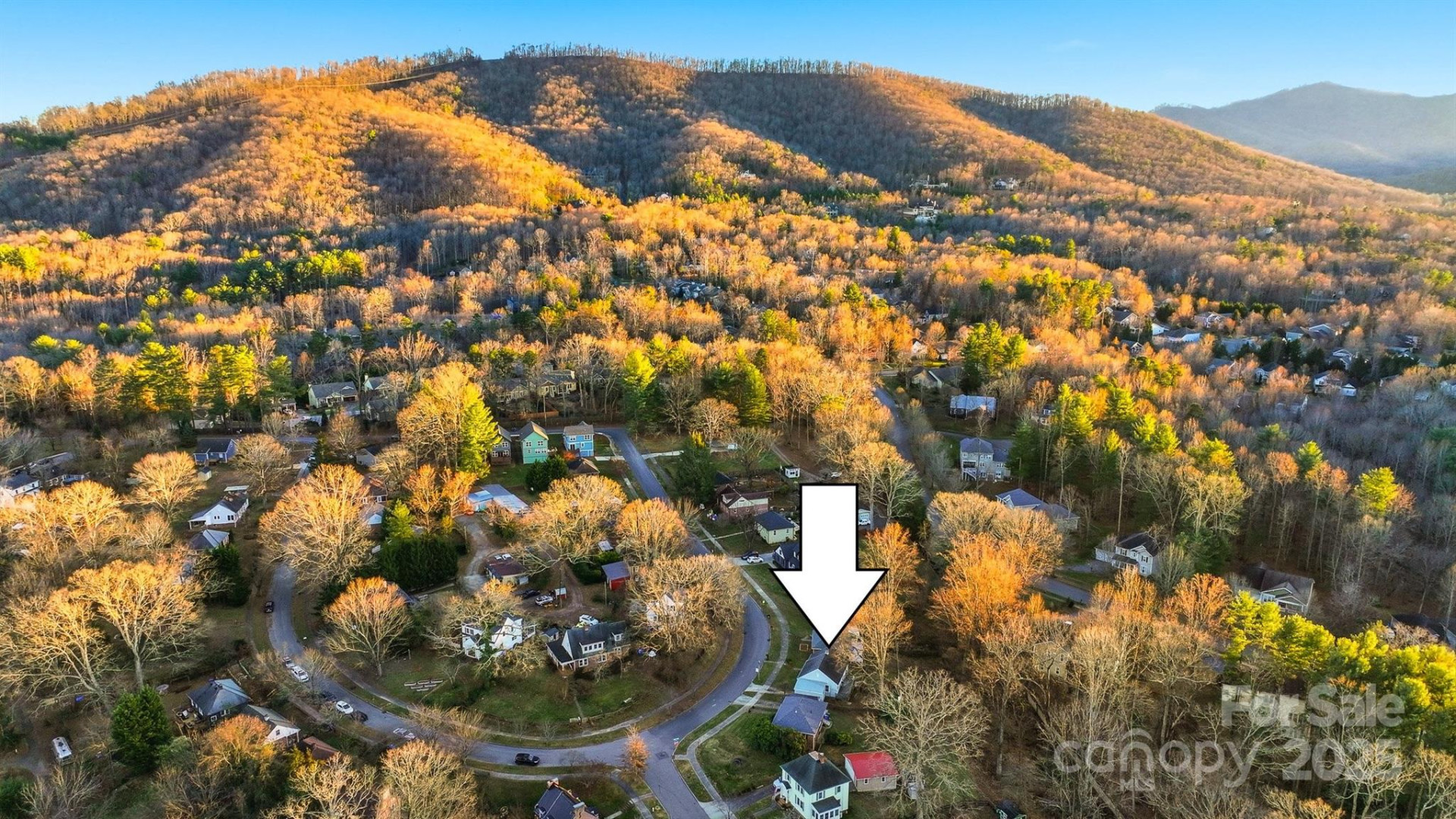 3 Enka Oak Street - Photo 2