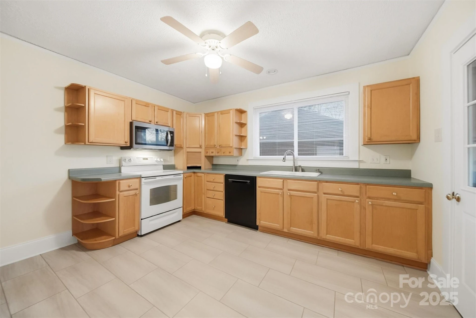 3 Enka Oak Street - Photo 11