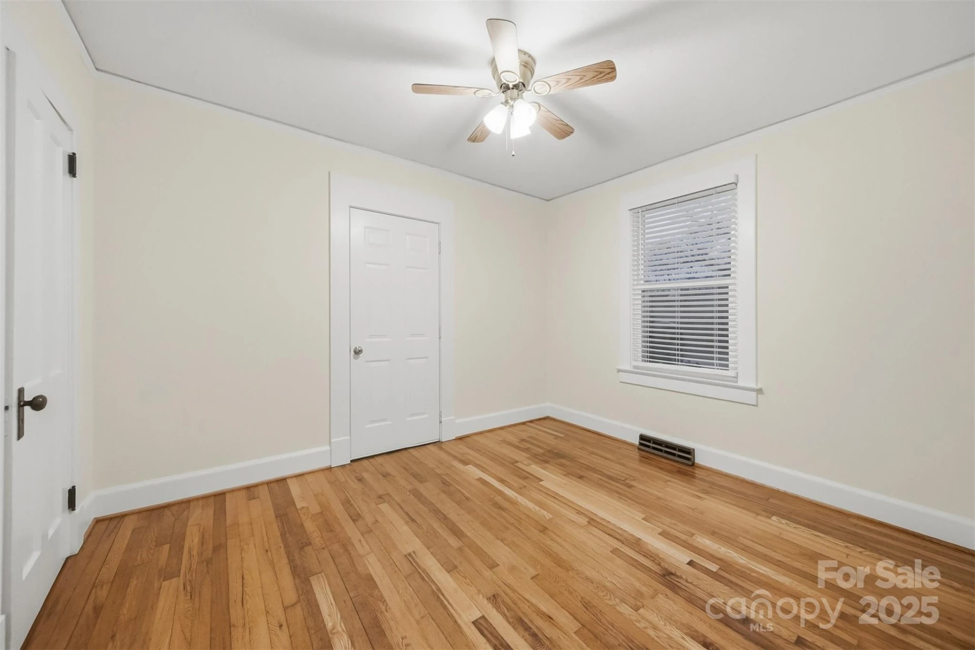 3 Enka Oak Street - Photo 20