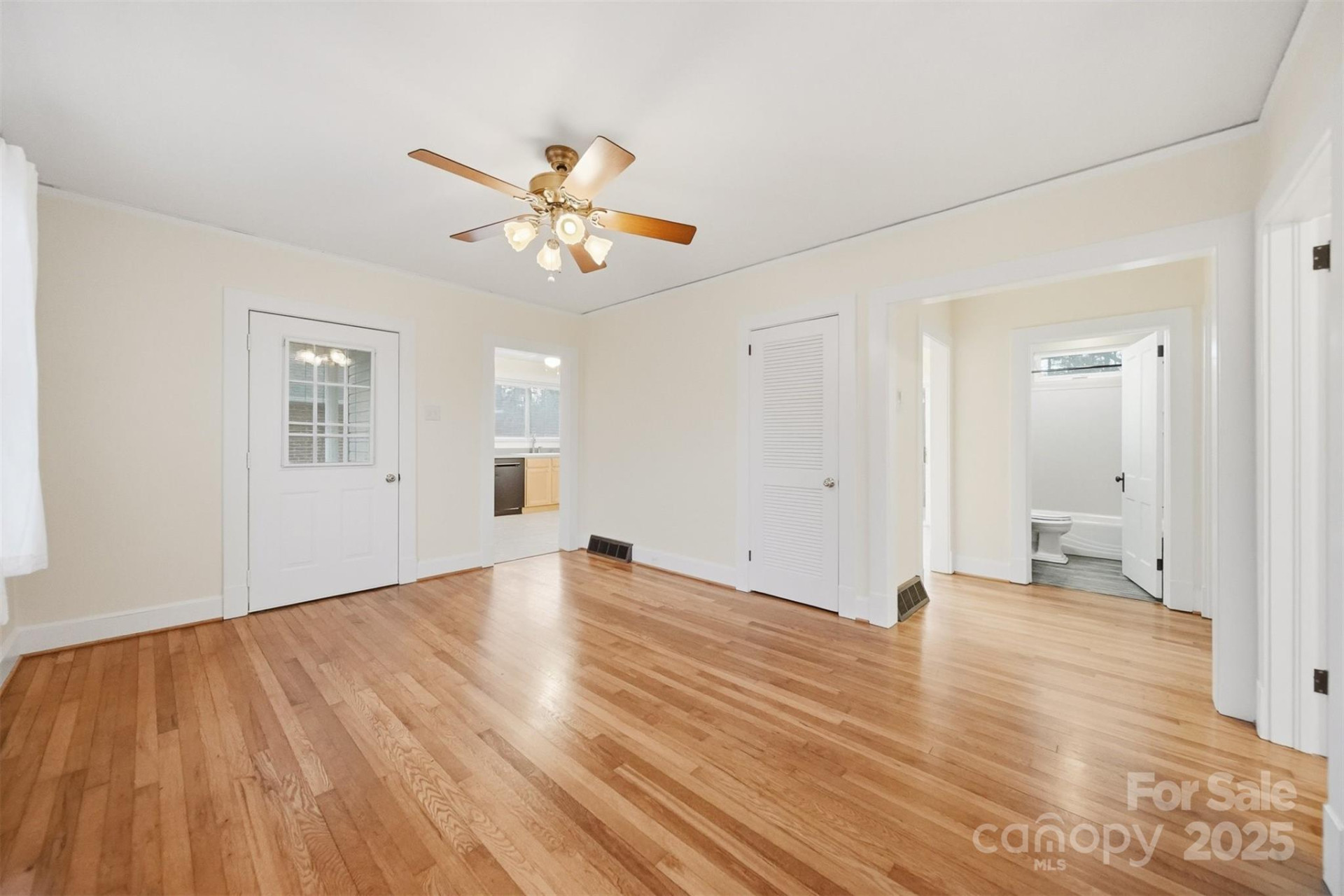 3 Enka Oak Street - Photo 8