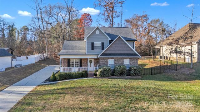312 Oak Knoll, Hildebran, NC, 28637