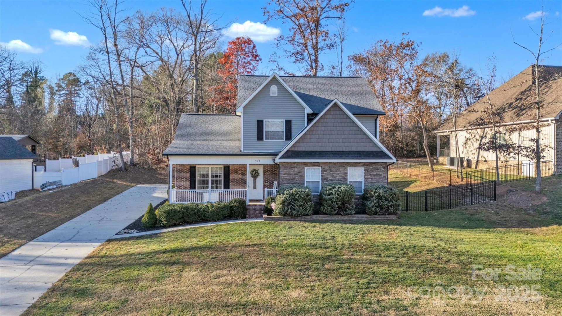 312 Oak Knoll