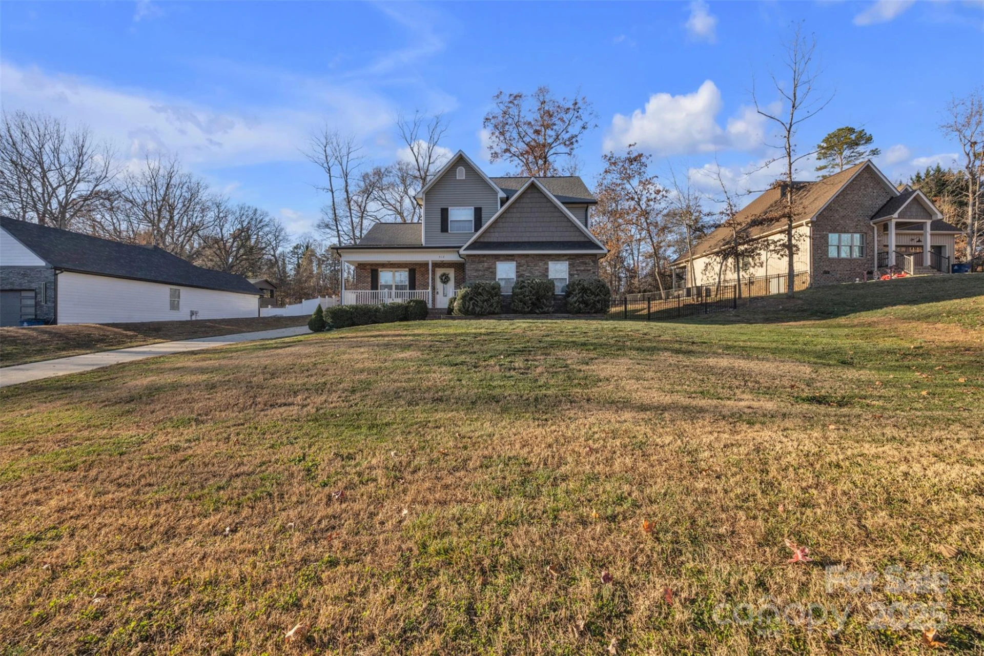 312 Oak Knoll - Photo 4