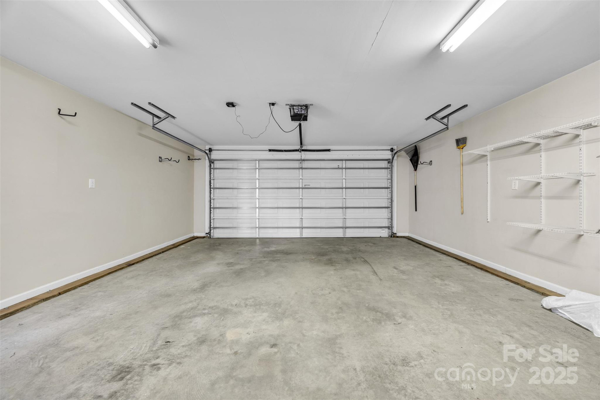 312 Oak Knoll - Photo 43