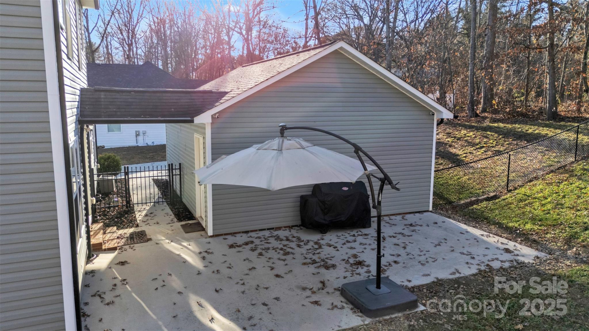 312 Oak Knoll - Photo 7