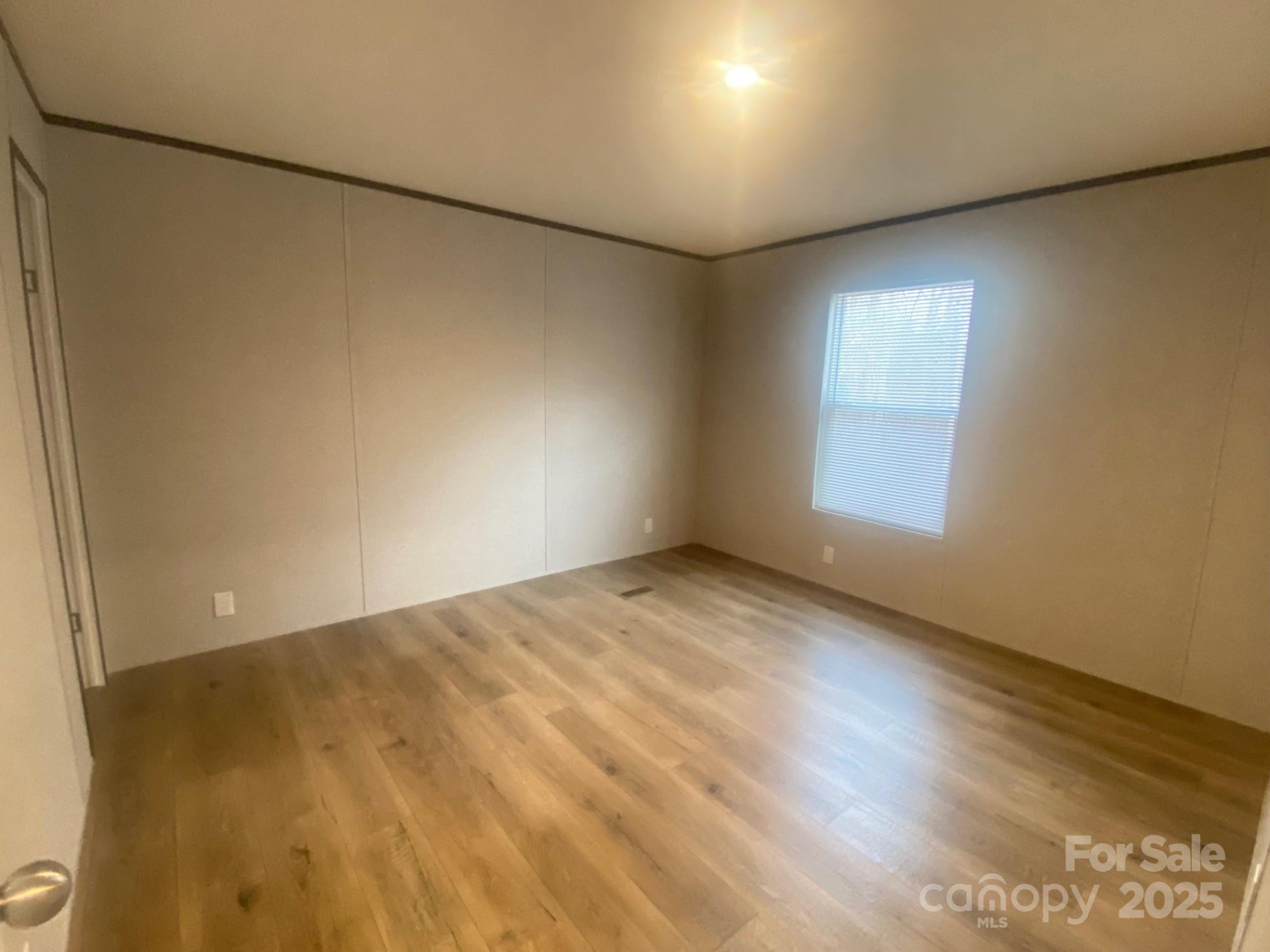 1052 Benfield Woods - Photo 8