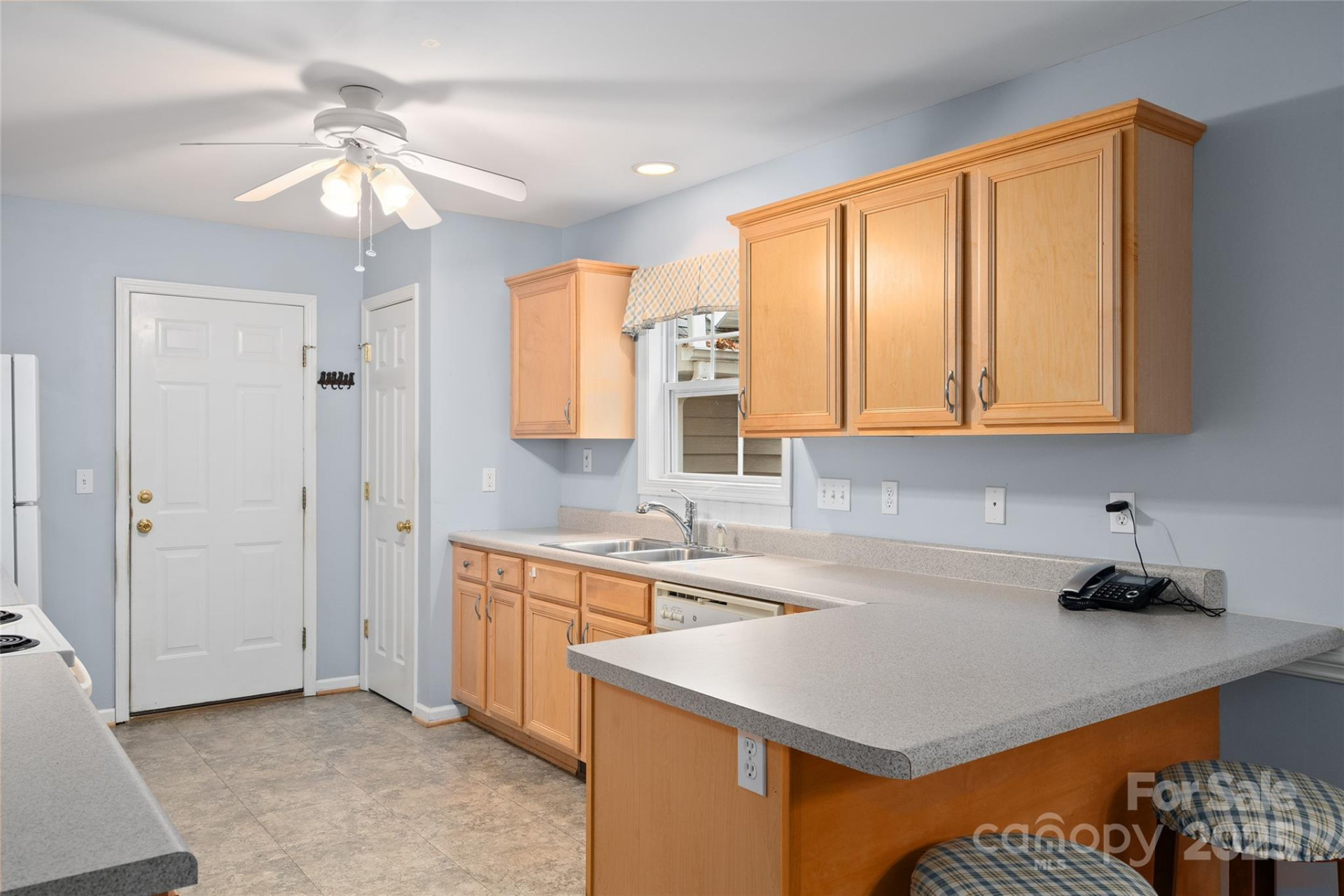 264 Charlestown Drive - Photo 9