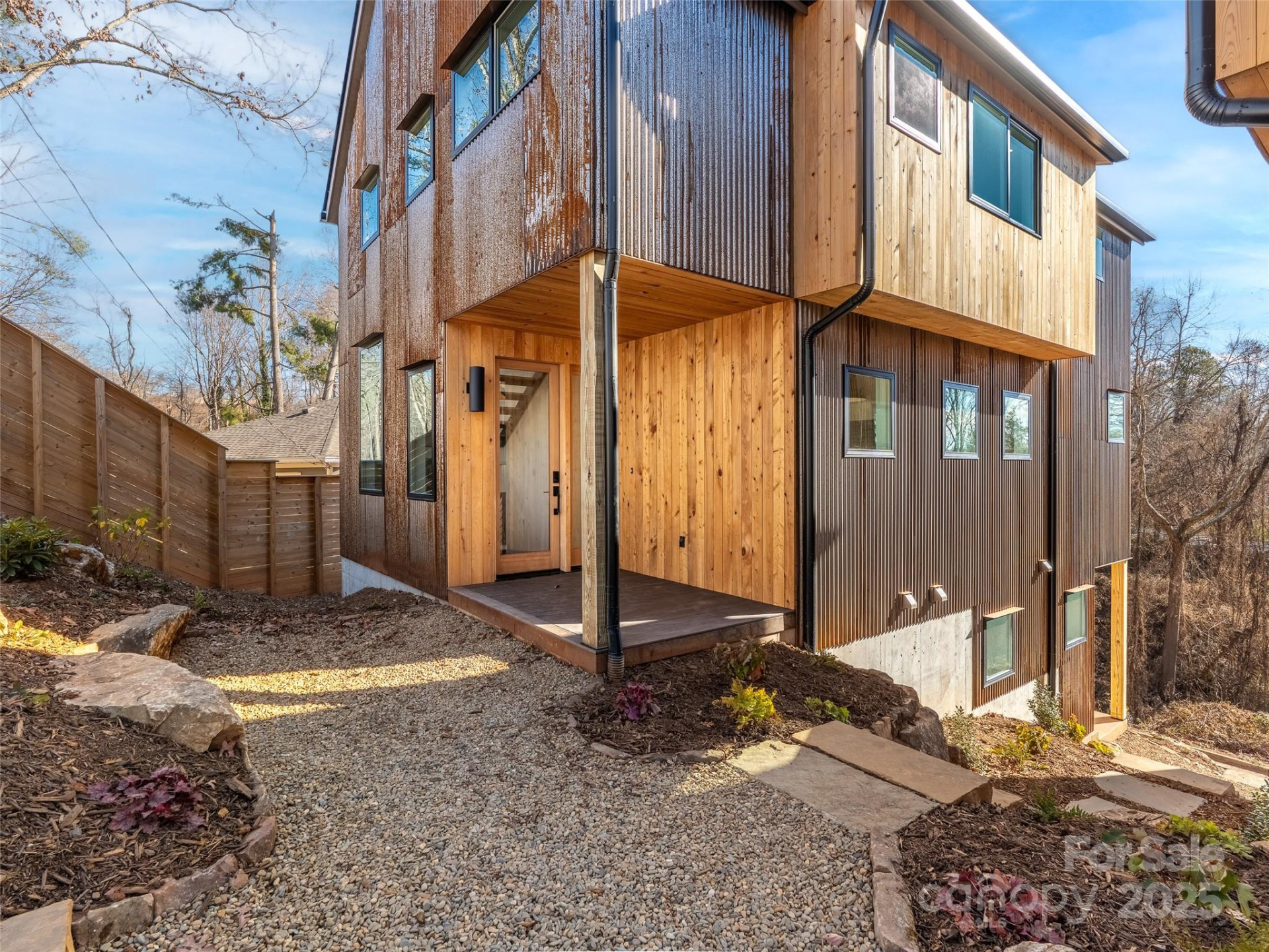 173 Houston Place - Photo 3