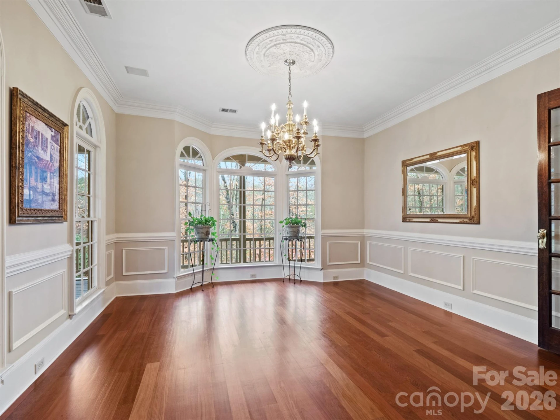 1090 Saunders Drive - Photo 17