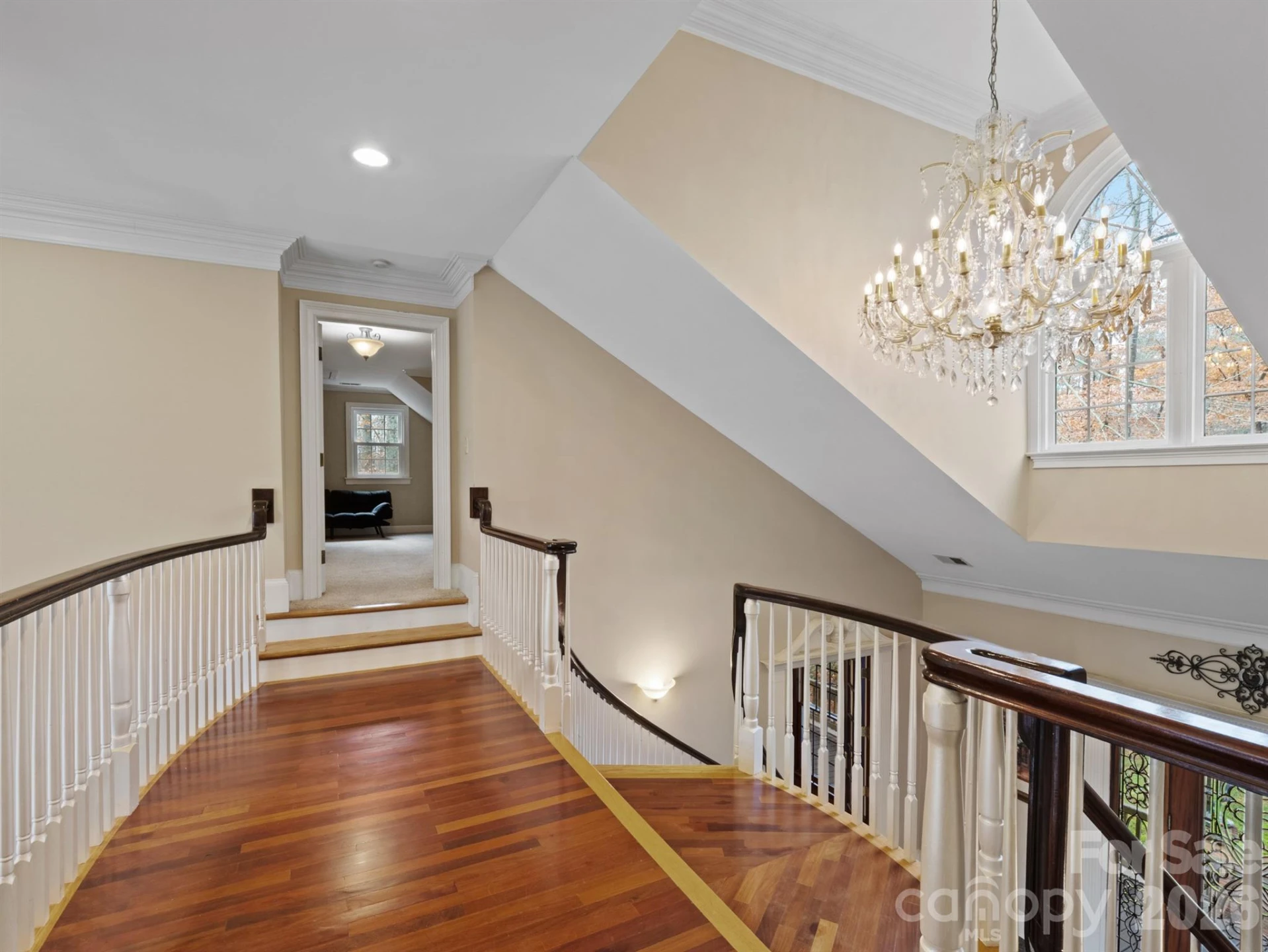1090 Saunders Drive - Photo 27