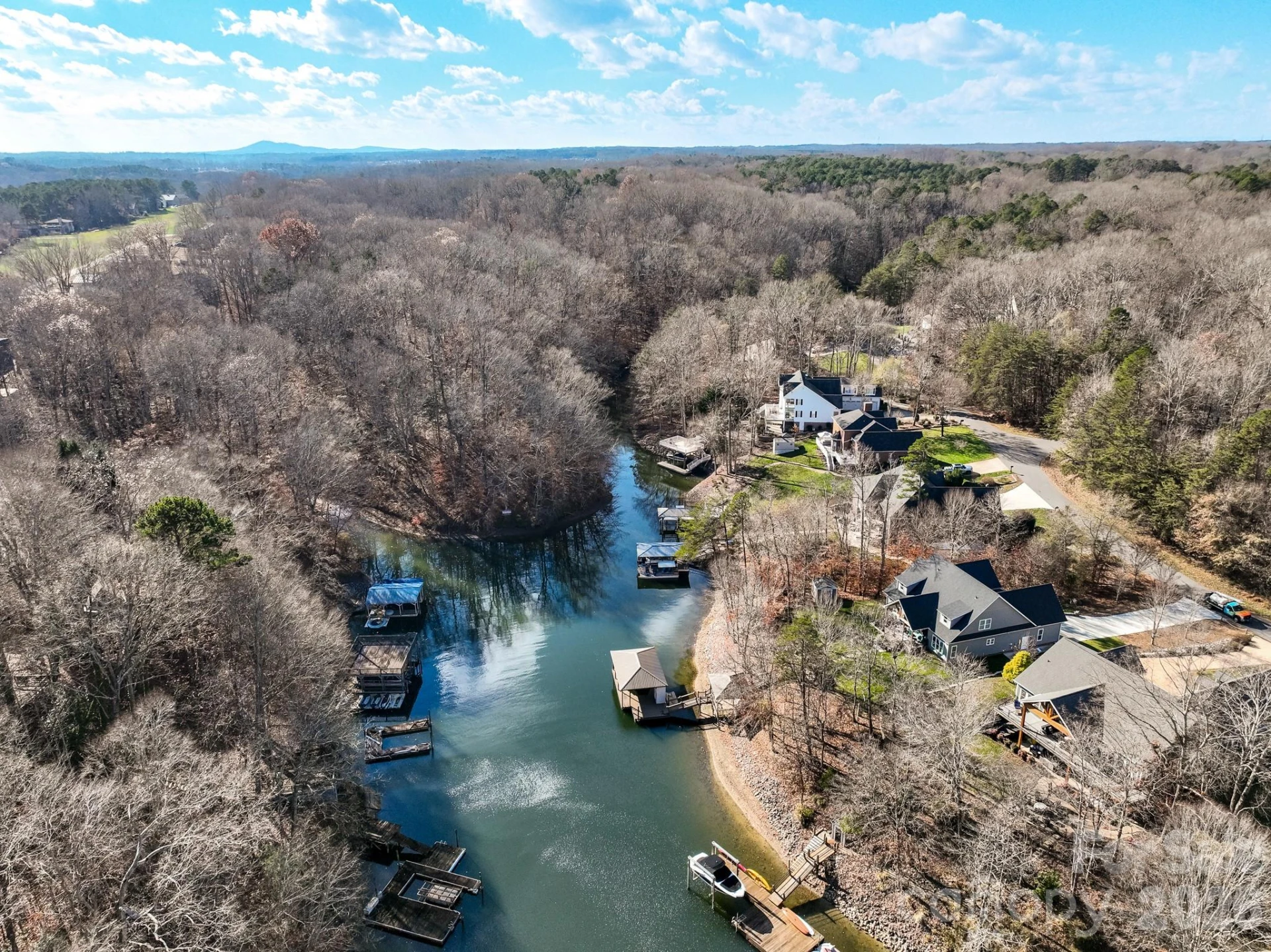 1090 Saunders Drive - Photo 4