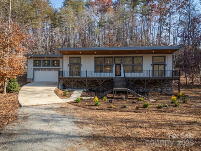 152 Golden Creek Trail, Union Mills, NC, 28167
