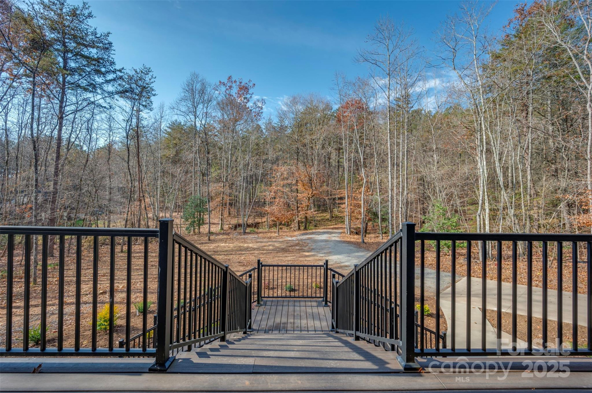 152 Golden Creek Trail - Photo 5