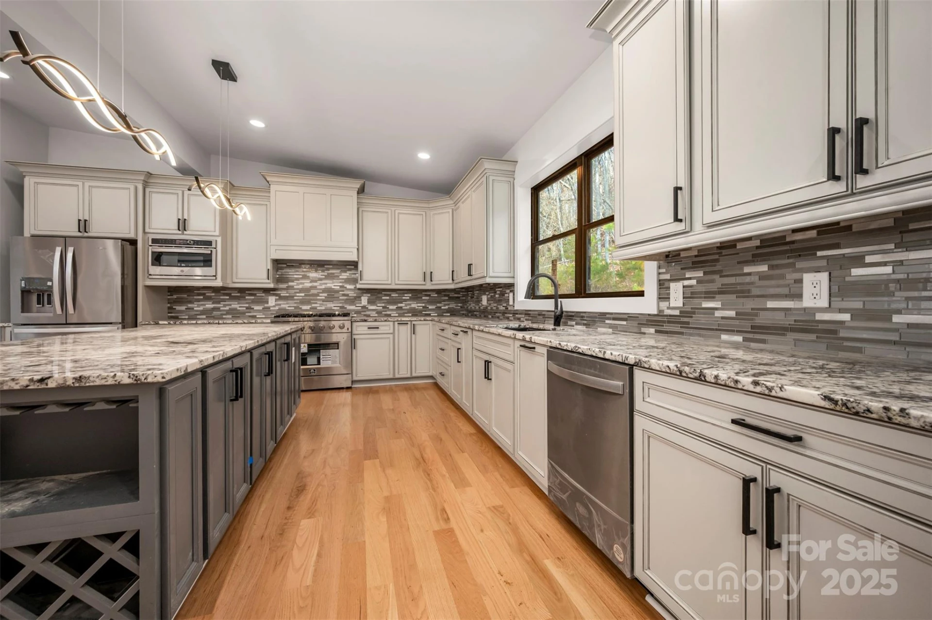 152 Golden Creek Trail - Photo 8