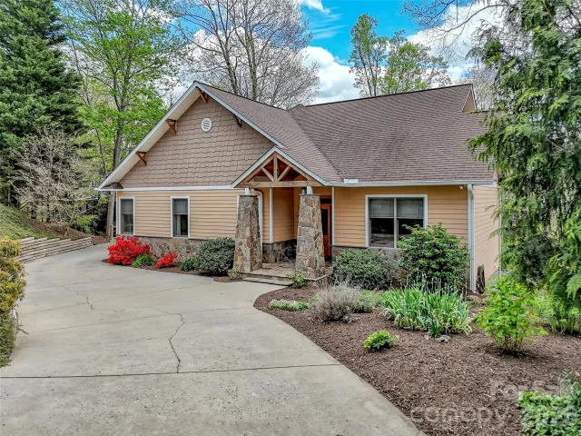 48 Hoosier Court, Lake Junaluska, NC, 28745