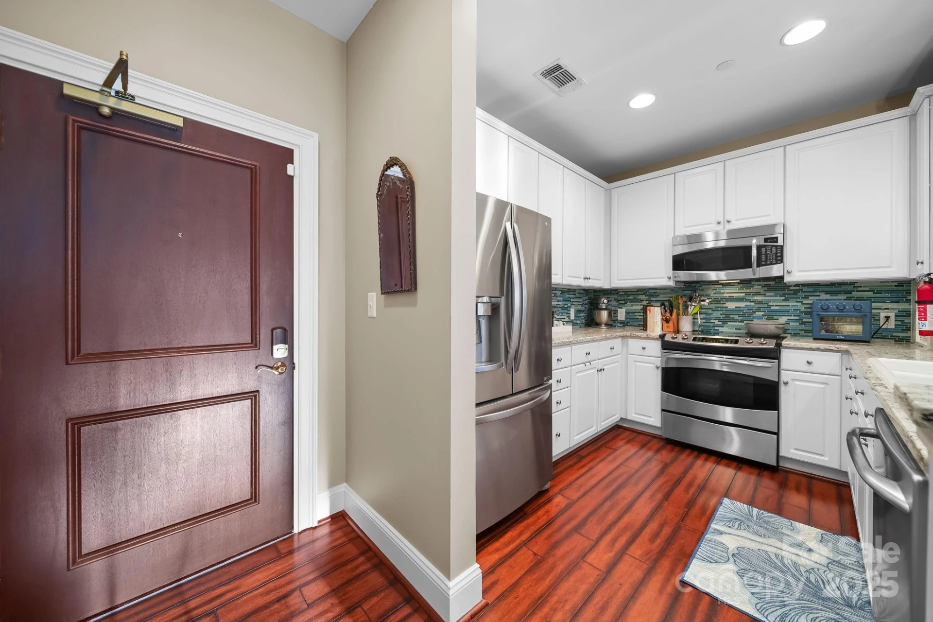 400 Church Street #521 - Photo 3