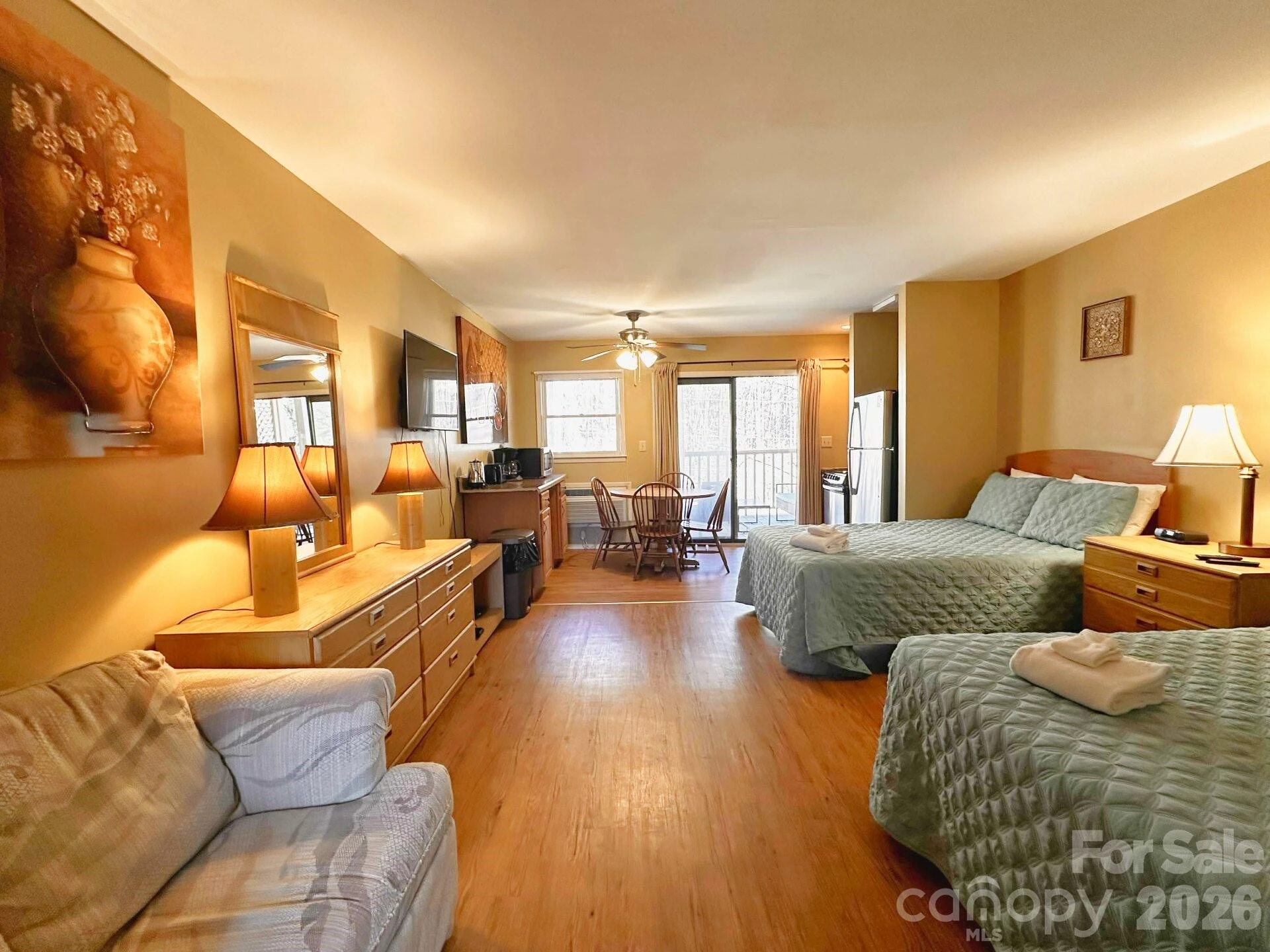 160 Whitney Boulevard #7 - Photo 2
