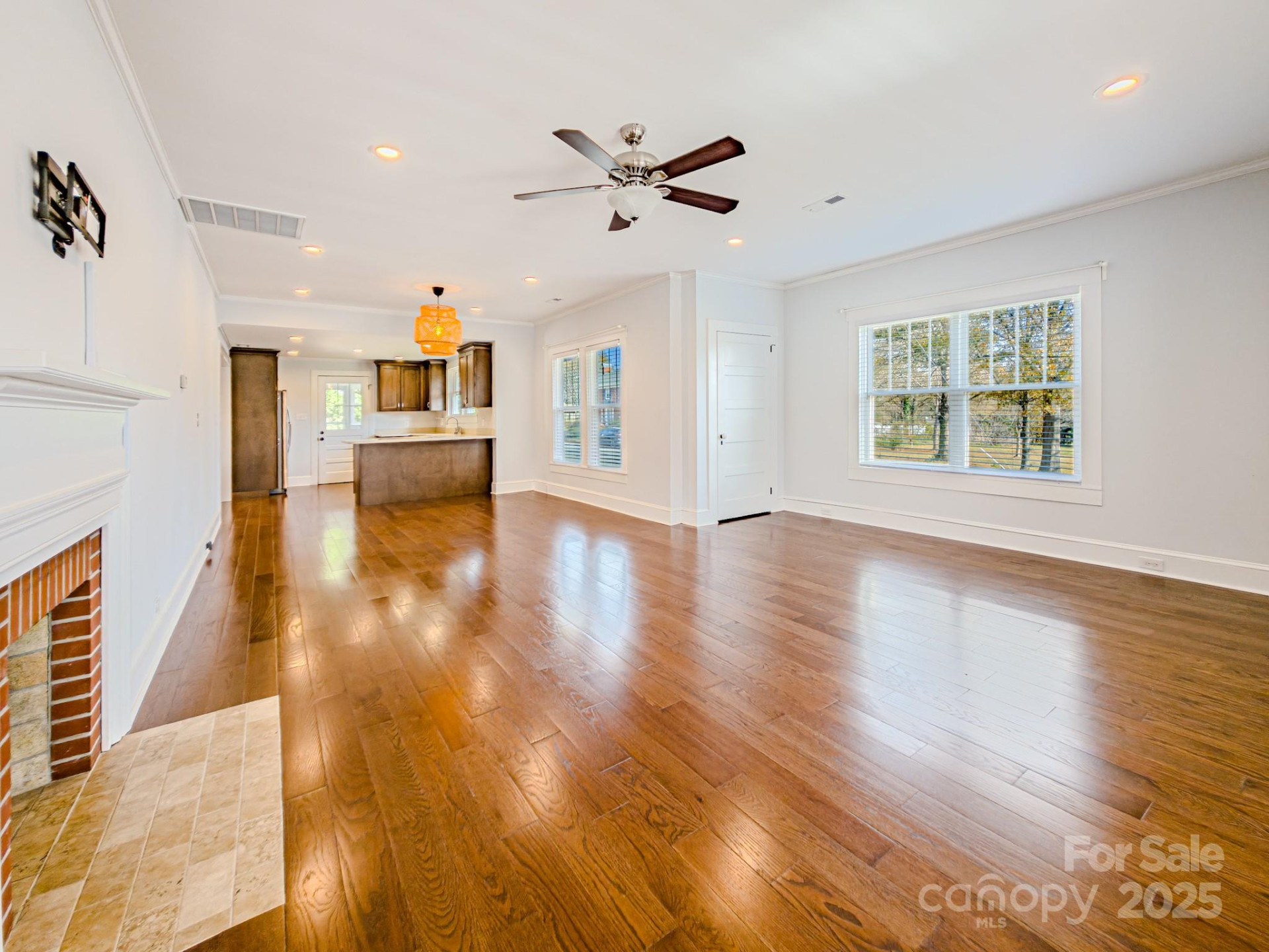 461 Main Street - Photo 5