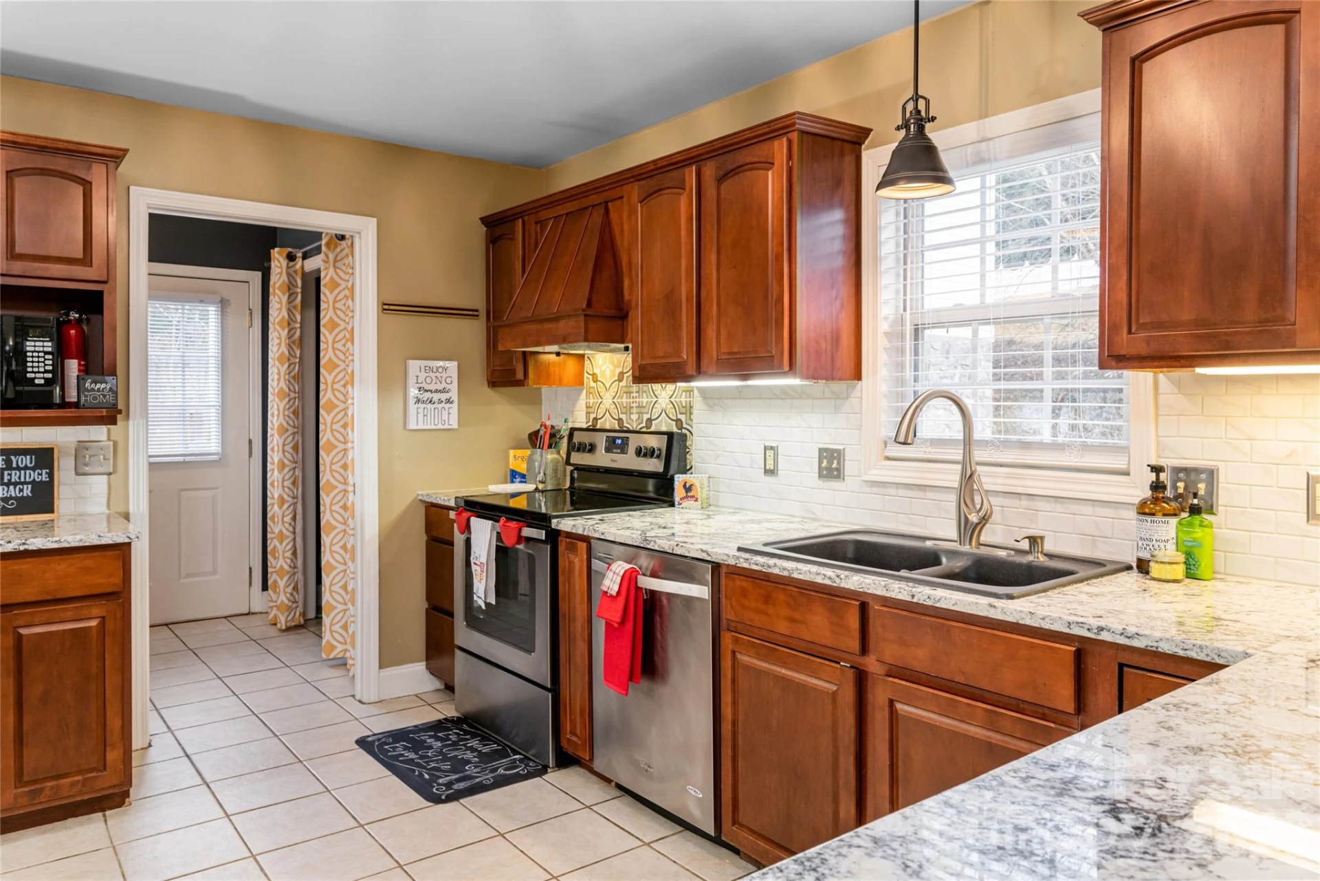 39 Kirkland Drive - Photo 4