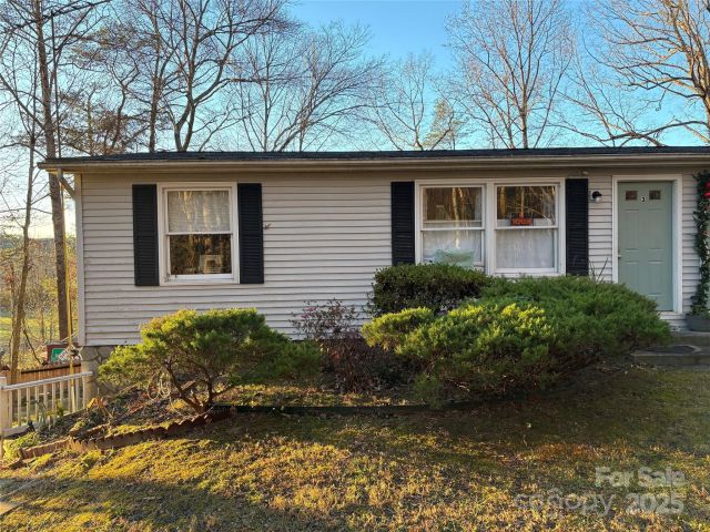 20 Forest Ridge Drive