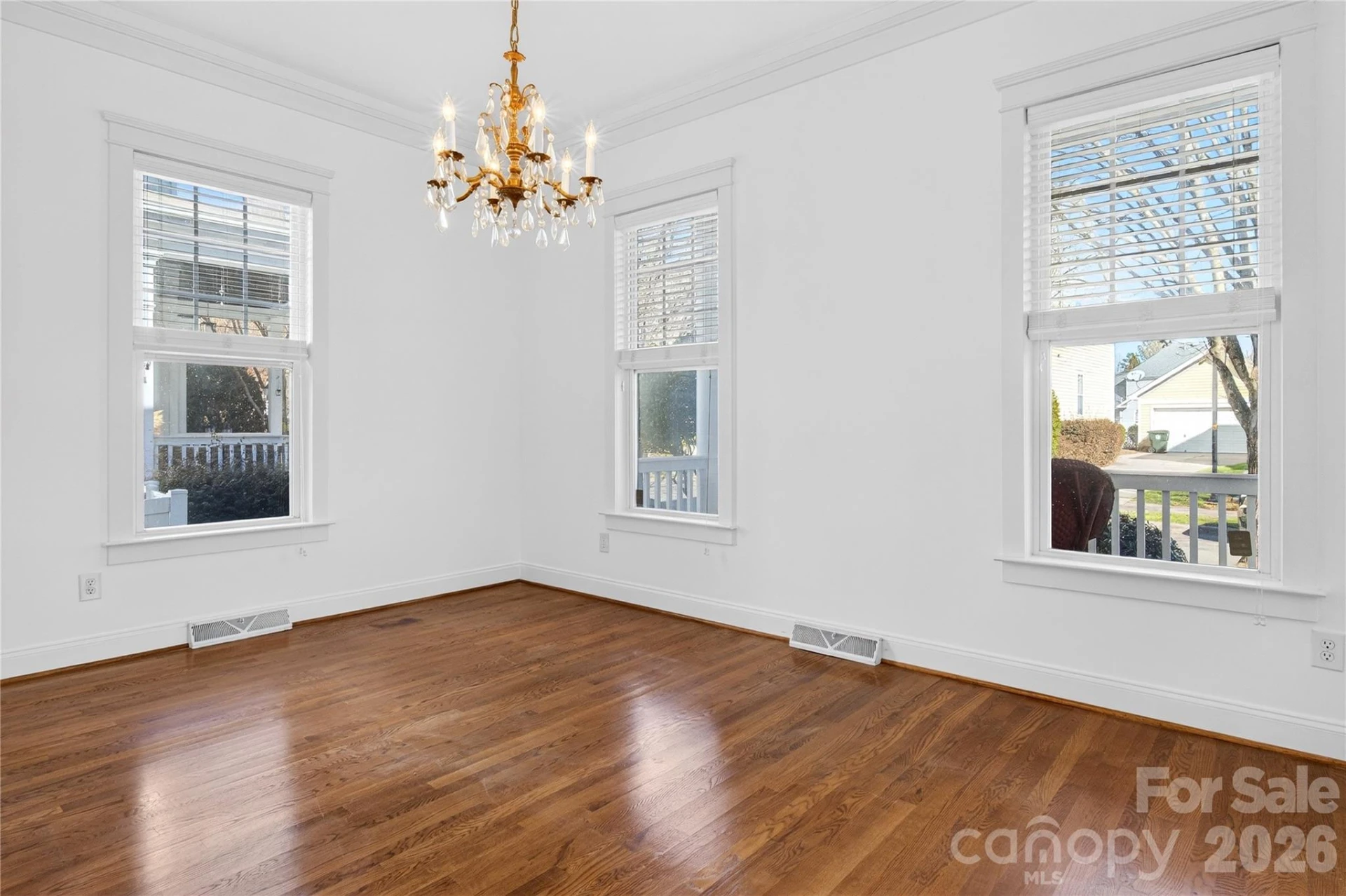 15817 Trenton Place Road - Photo 11
