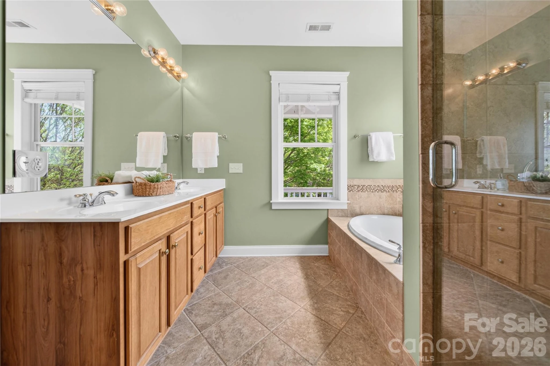 15817 Trenton Place Road - Photo 13