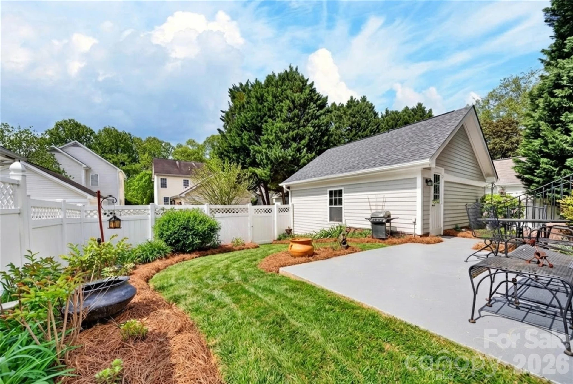 15817 Trenton Place Road - Photo 17