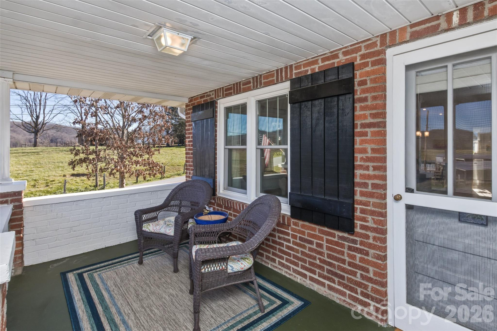 522 Calvert Road - Photo 4