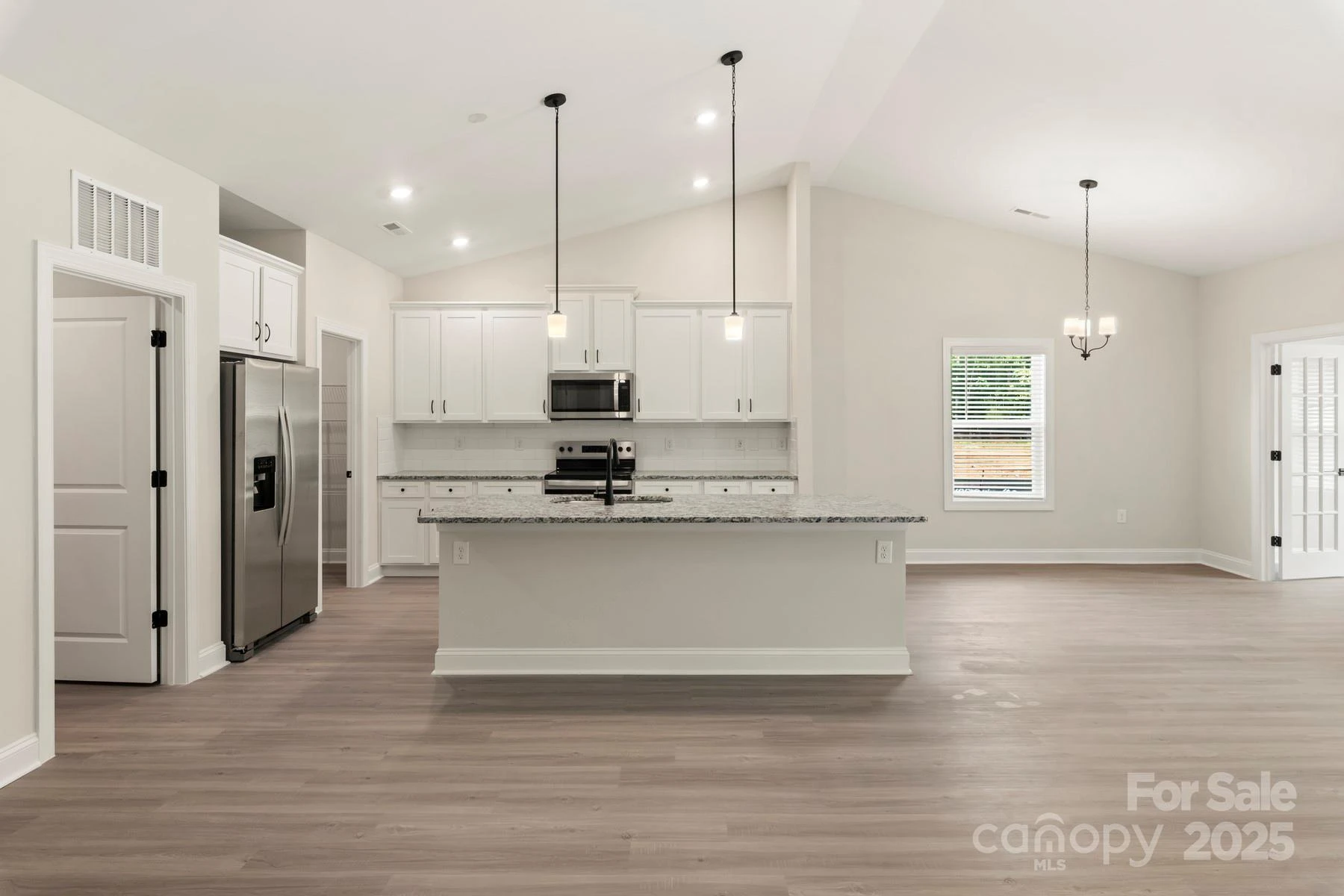 125 Colonial Reserve Avenue - Photo 6