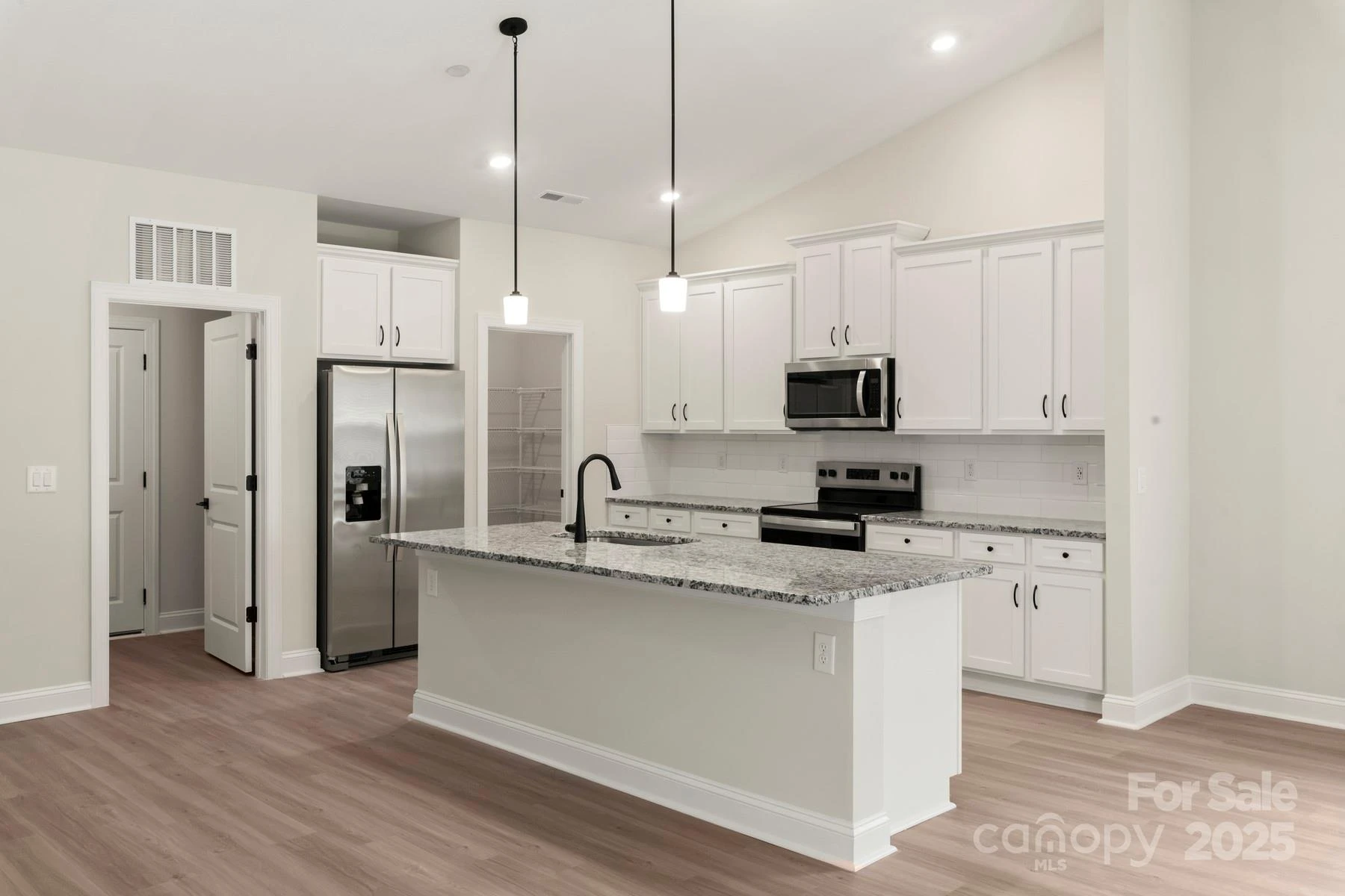 125 Colonial Reserve Avenue - Photo 7