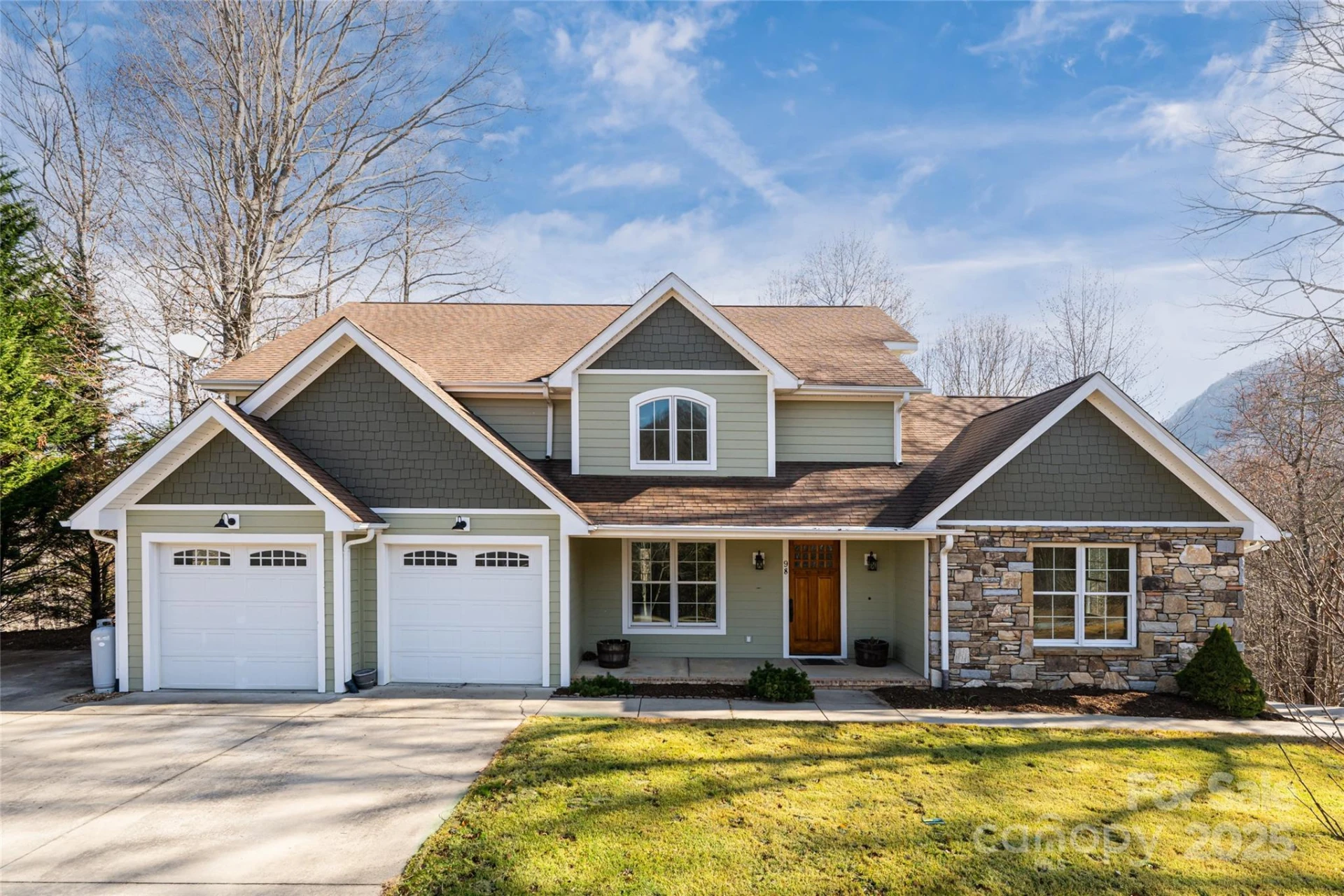 98 Sovereign Lane